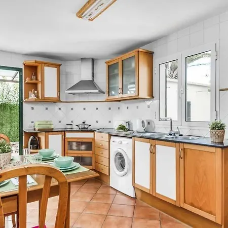 Villa Cala Blanca Sleeps 6 Pool Air Con Wifi