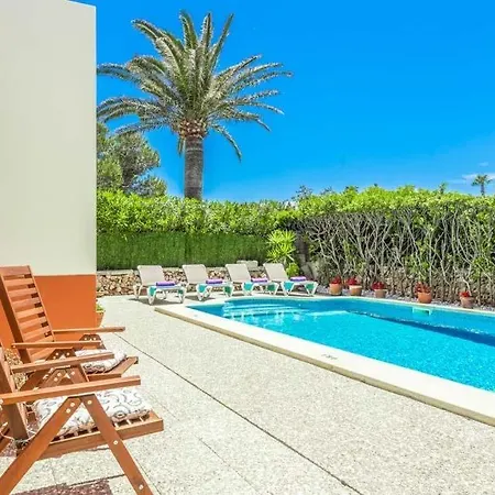 Cala Blanca Sleeps 6 Pool Air Con Wifi